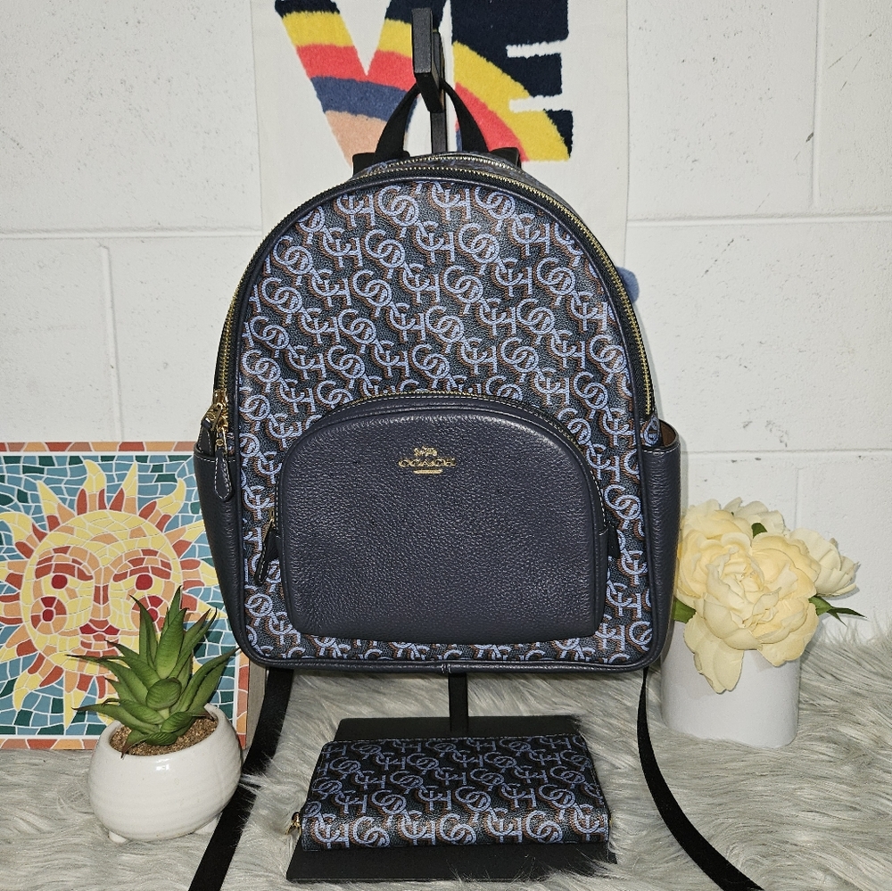 Authentic Coach Backpack & Wallet Bundle - Picture 2 of 12